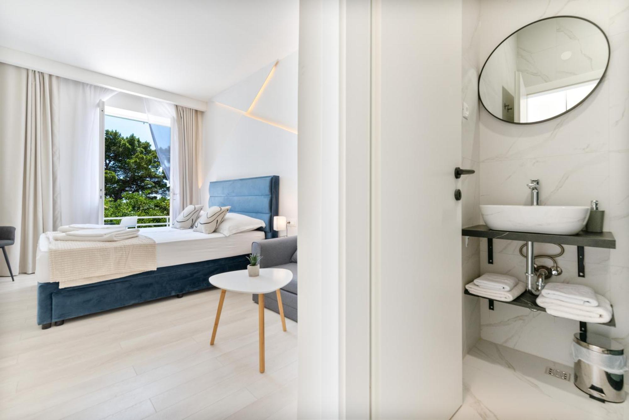 Aurora Beachfront Luxury Rooms&Suites Brela Extérieur photo