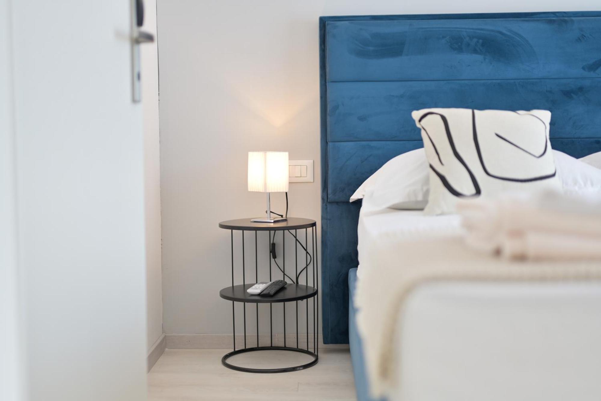 Aurora Beachfront Luxury Rooms&Suites Brela Extérieur photo