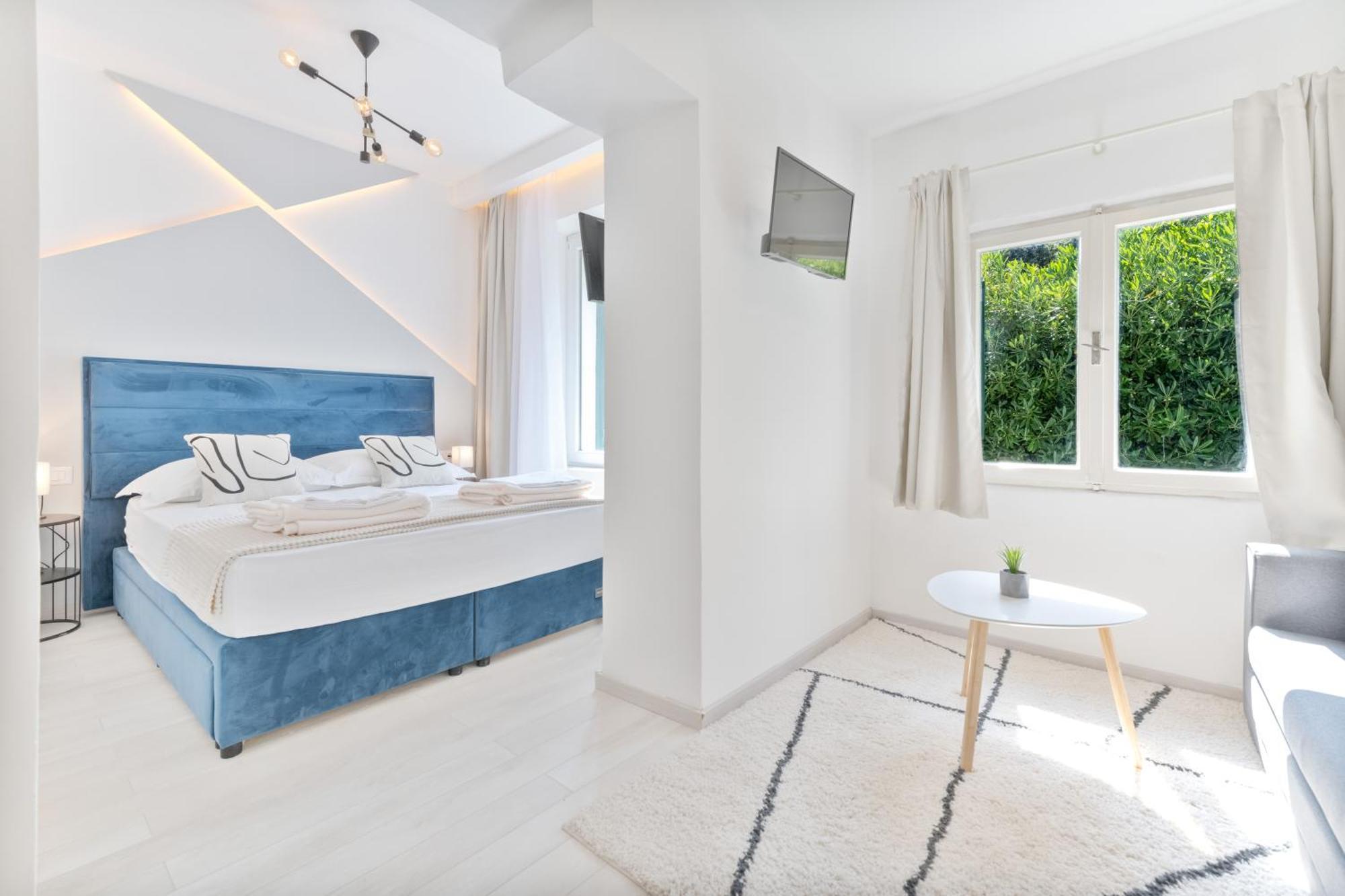 Aurora Beachfront Luxury Rooms&Suites Brela Extérieur photo
