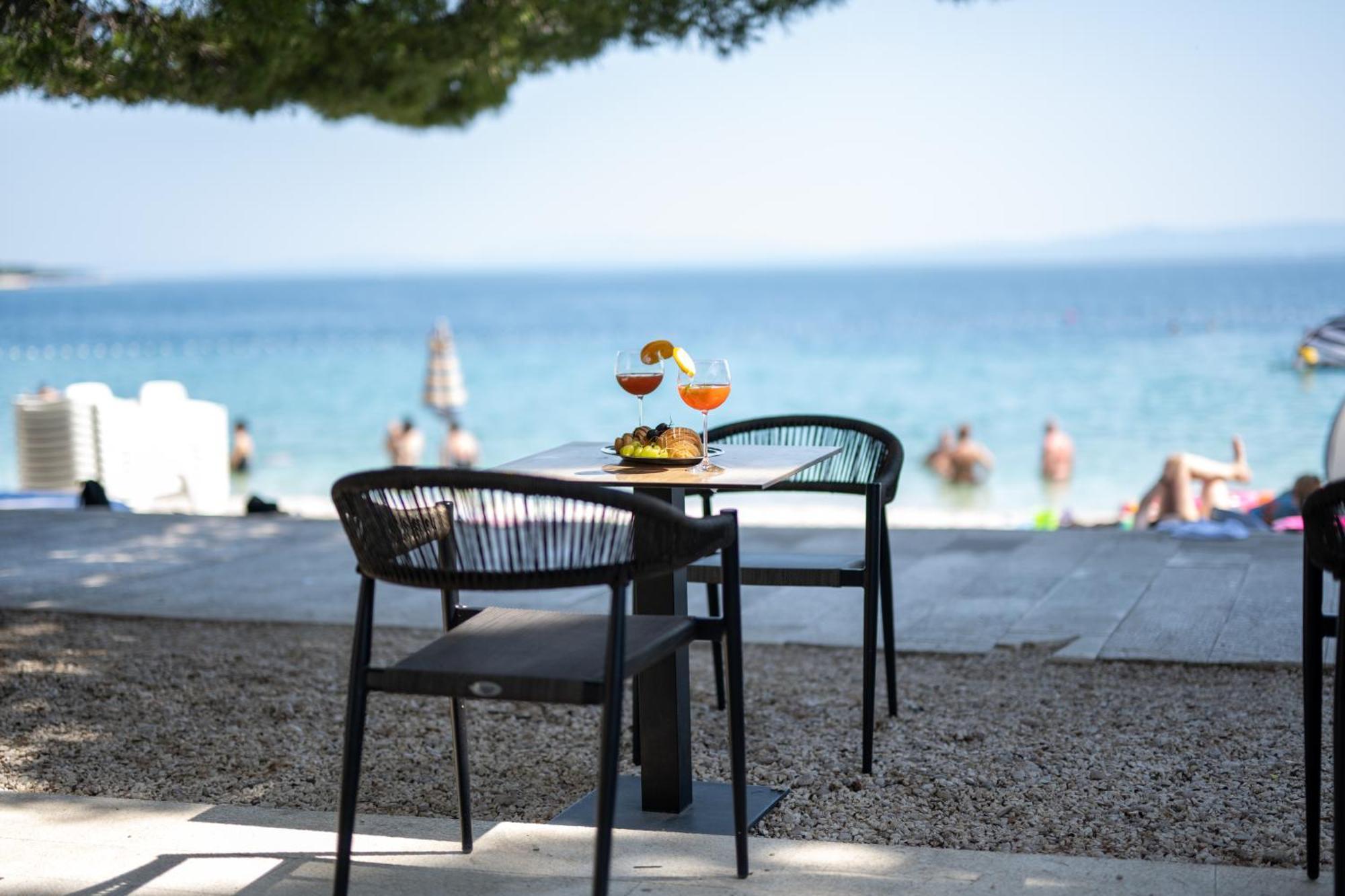 Aurora Beachfront Luxury Rooms&Suites Brela Extérieur photo