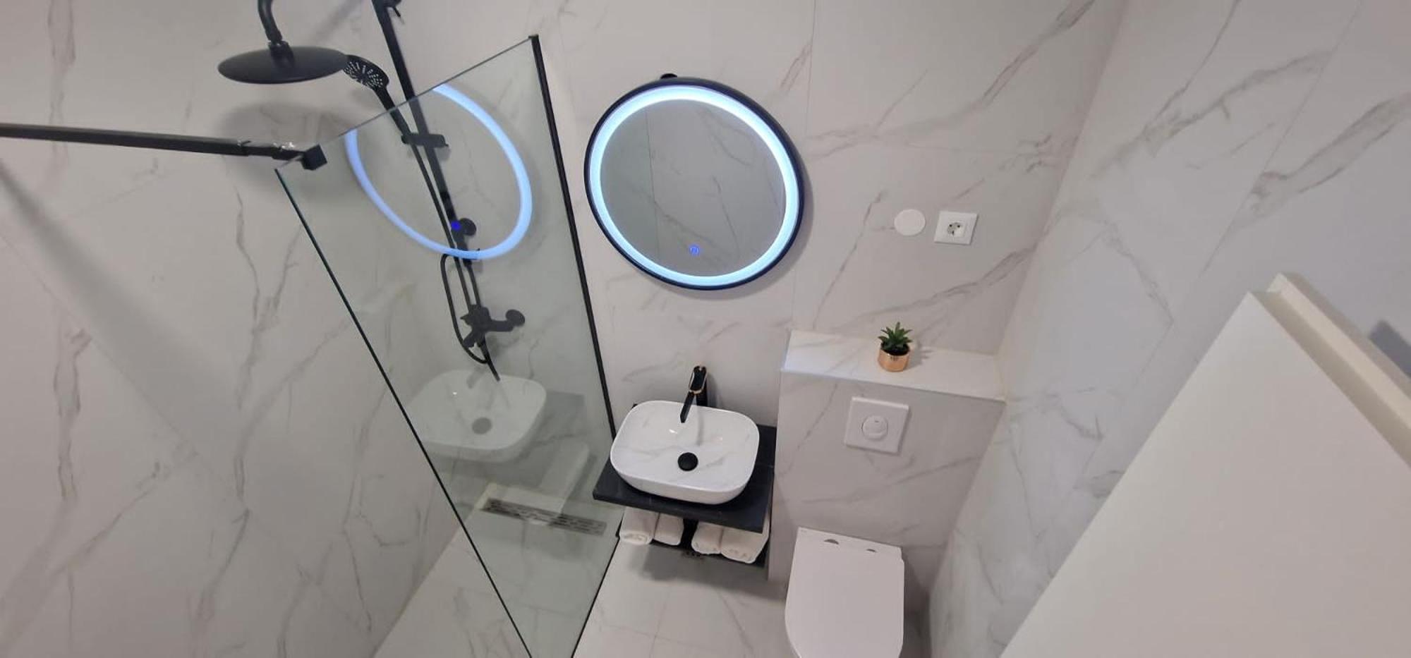 Aurora Beachfront Luxury Rooms&Suites Brela Extérieur photo