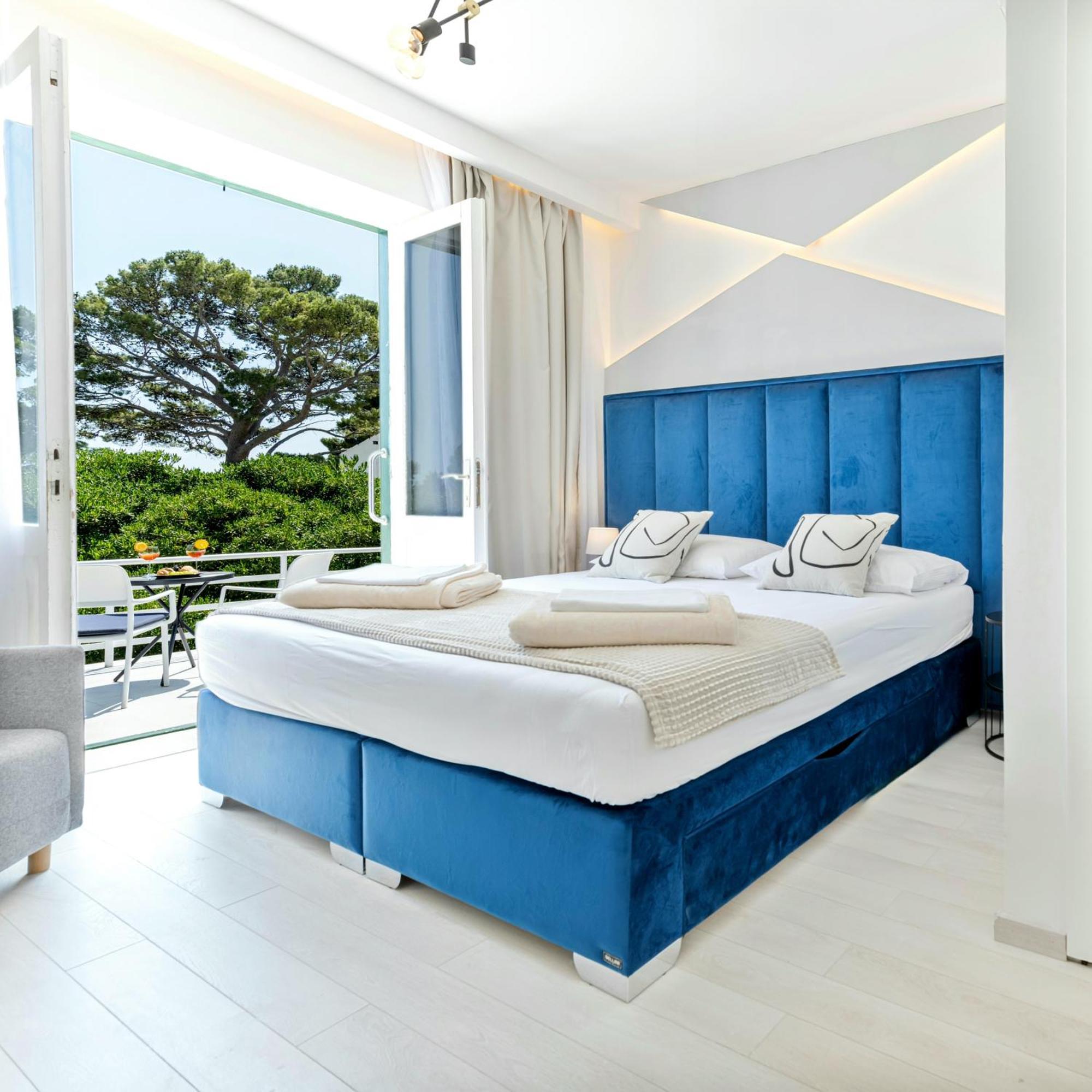 Aurora Beachfront Luxury Rooms&Suites Brela Extérieur photo