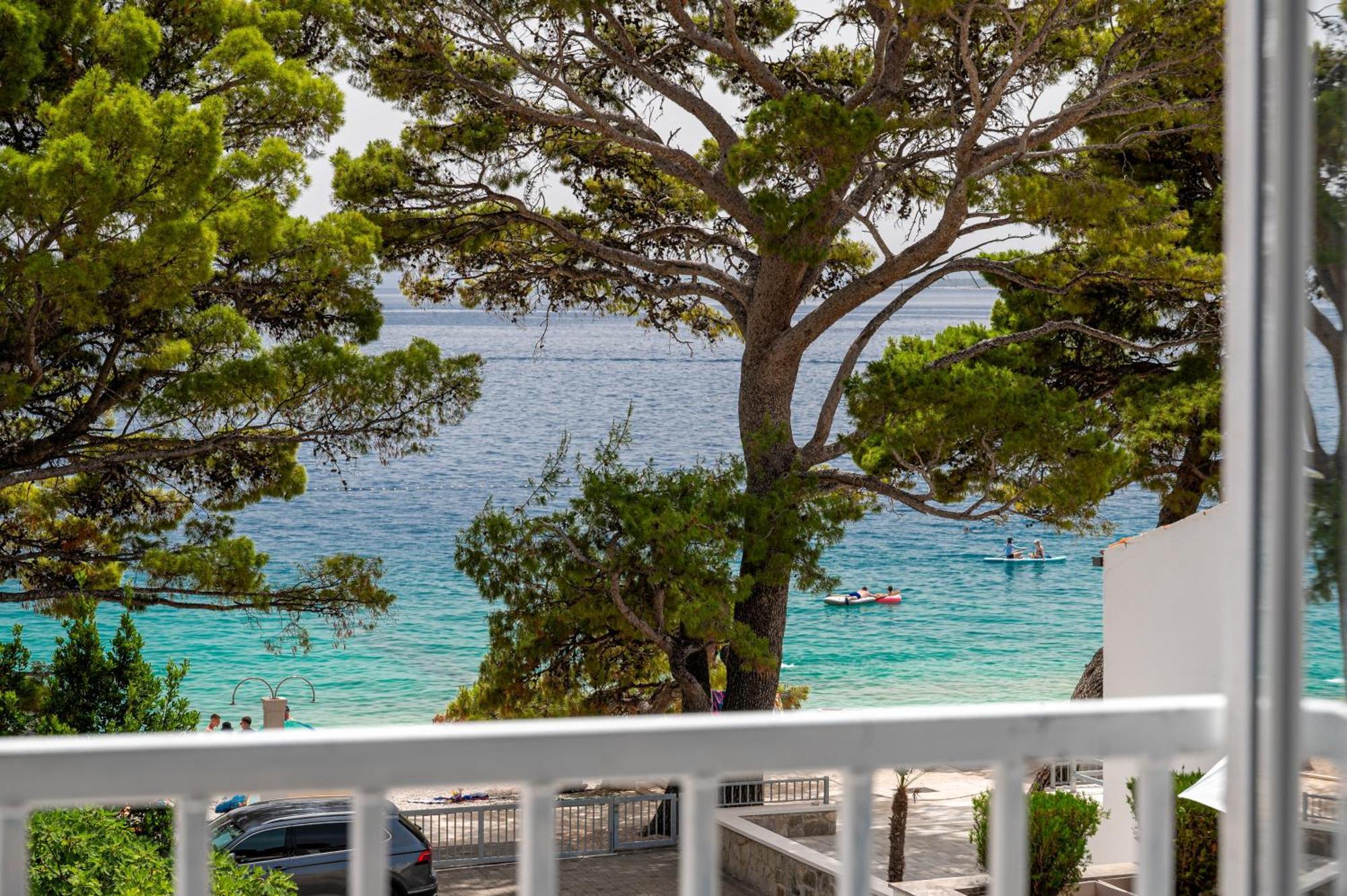 Aurora Beachfront Luxury Rooms&Suites Brela Extérieur photo
